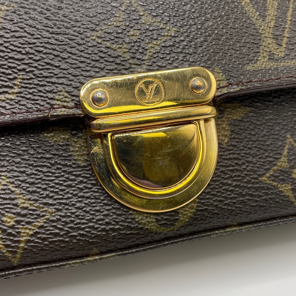 Louis Vuitton Monogram Glasses Case - Picture 4 of 8
